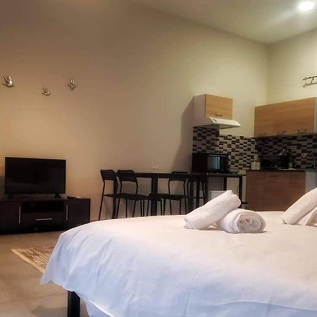 Meteora House- Cozy Living Apartment กาลัมปากา ภายนอก รูปภาพ