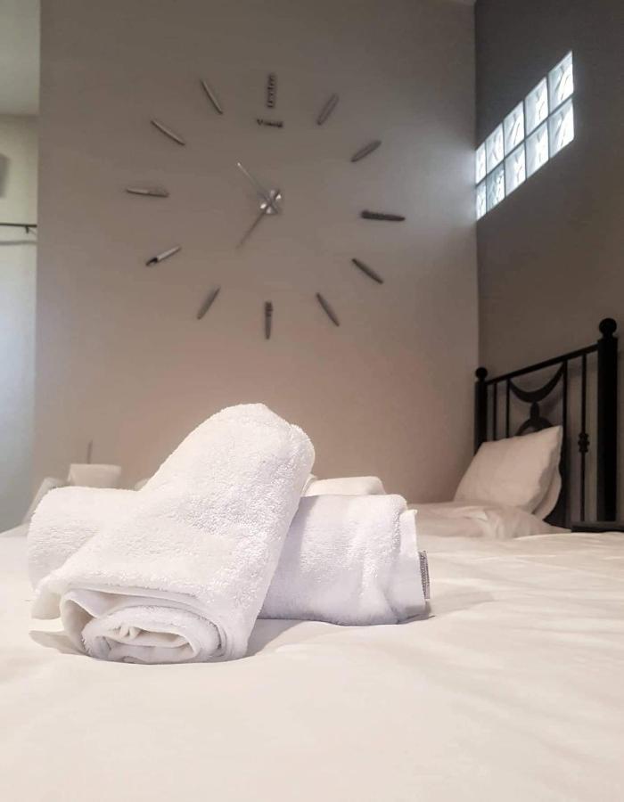Meteora House- Cozy Living Apartment กาลัมปากา ภายนอก รูปภาพ