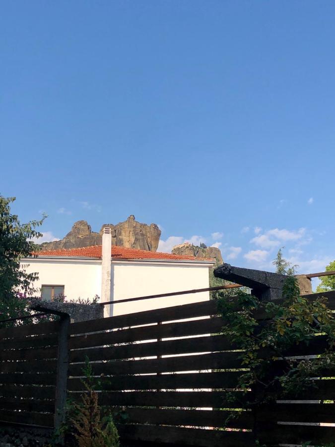Meteora House- Cozy Living Apartment กาลัมปากา ภายนอก รูปภาพ